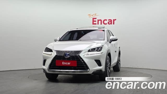 Lexus NX300h Supreme, 2018 3