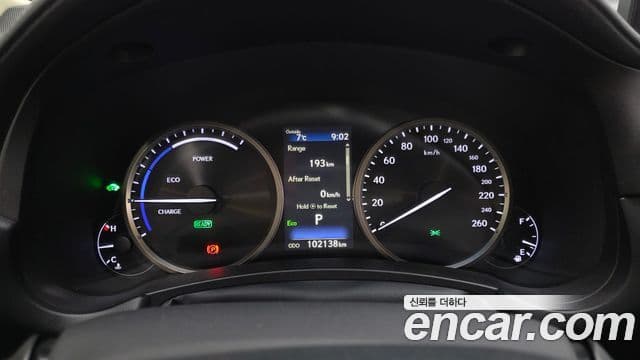 Lexus NX300h Supreme, 2018 8