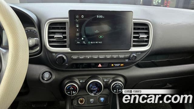 Hyundai Venue Modern, 2020 16
