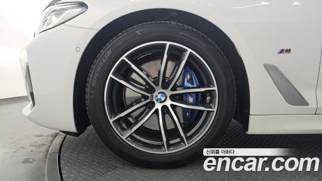 BMW 5시리즈 (G30) 520i M Sport, 2022 все фото