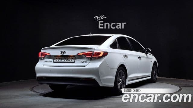 Hyundai LF Sonata гибрид Premium, 2016 2