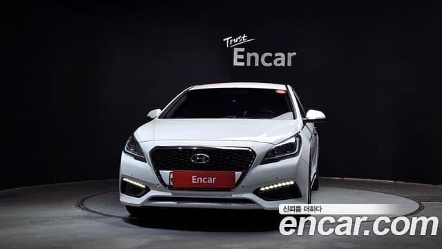 Hyundai LF Sonata гибрид Premium, 2016 3