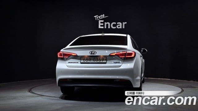 Hyundai LF Sonata гибрид Premium, 2016 4