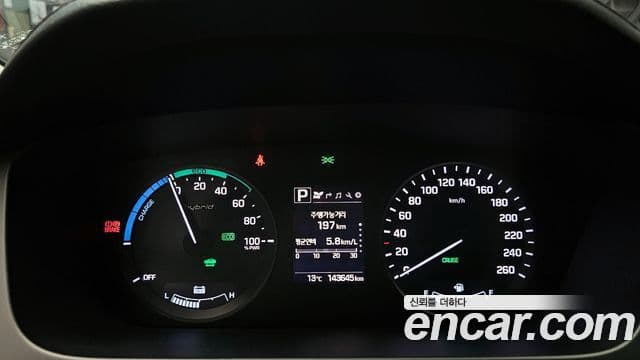 Hyundai LF Sonata гибрид Premium, 2016 8