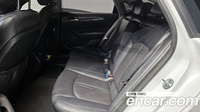 Hyundai LF Sonata гибрид Premium, 2016 12