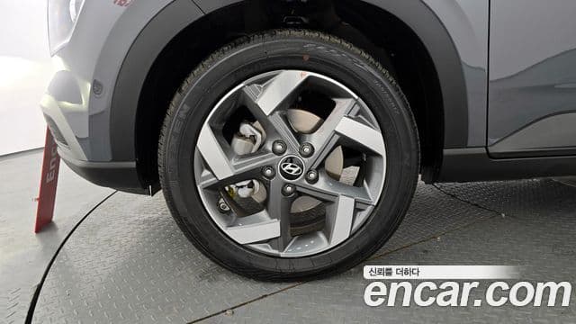 Hyundai Venue 1.6 Flux, 2025 все фото