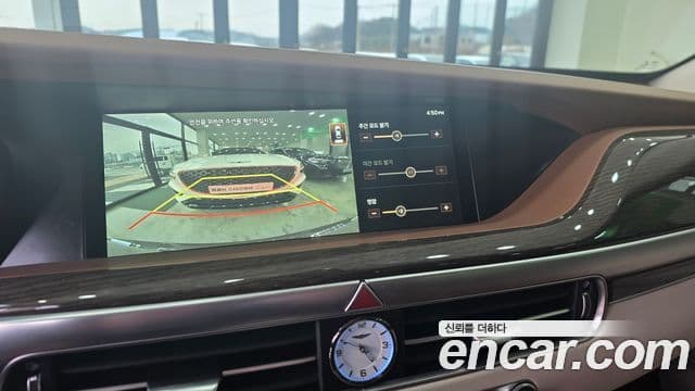 Genesis G90 Luxury, 2020 10