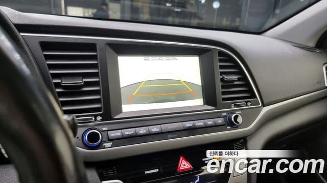 Hyundai Avante AD Modern, 2017 16