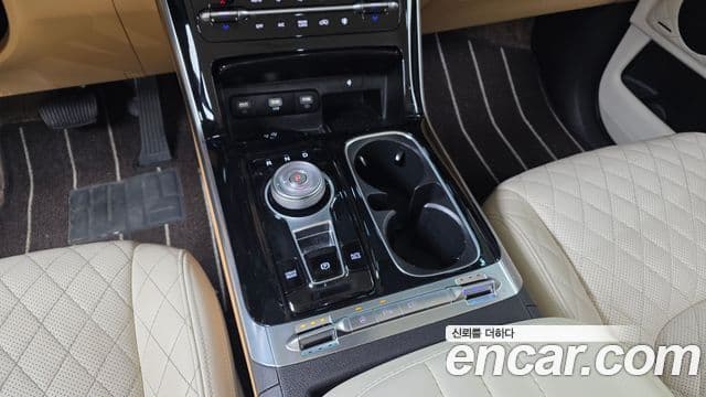 Kia Carnival 4세대 бензин 9인승 High Limousine(компания по спецнадстройкам), 2022 9
