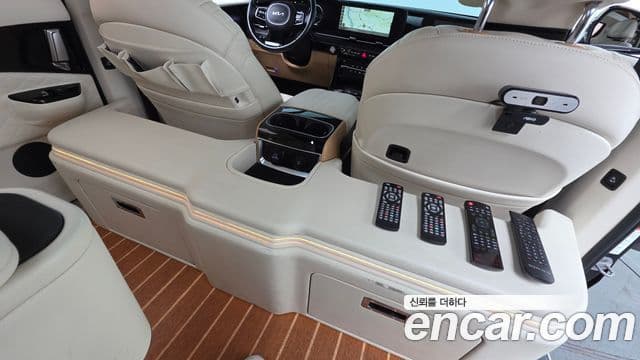 Kia Carnival 4세대 бензин 9인승 High Limousine(компания по спецнадстройкам), 2022 17