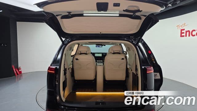 Kia Carnival 4세대 бензин 9인승 High Limousine(компания по спецнадстройкам), 2022 20