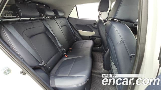 Hyundai Venue Premium, 2024 12