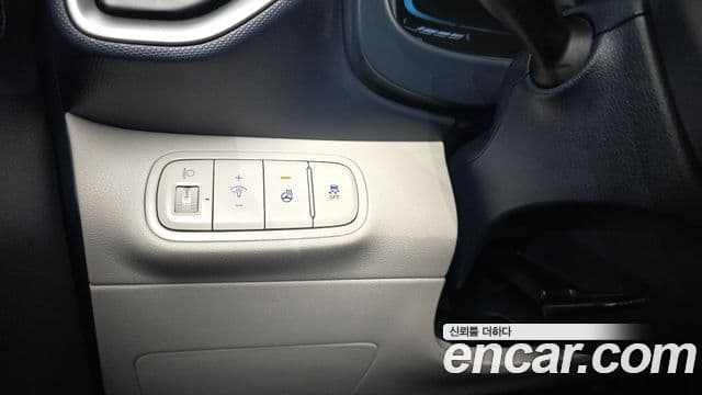 Hyundai Venue Premium, 2024 17