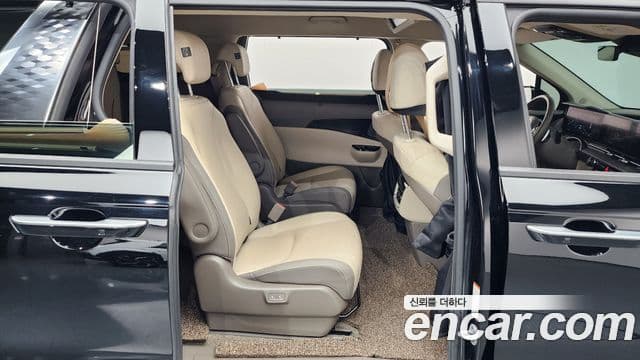Kia Carnival 4세대 бензин 9인승 High Limousine(компания по спецнадстройкам), 2021 12