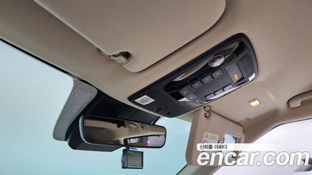 Kia Carnival 4세대 бензин 9인승 High Limousine(компания по спецнадстройкам), 2021 17