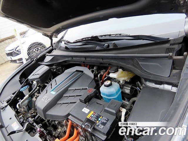 Kia Niro Plus Air (таксомоторный тип), 2023 15