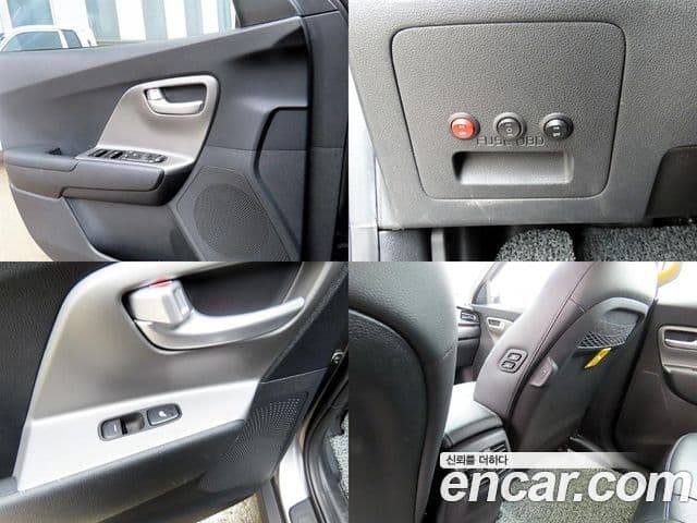 Kia Niro Plus Air (таксомоторный тип), 2023 18