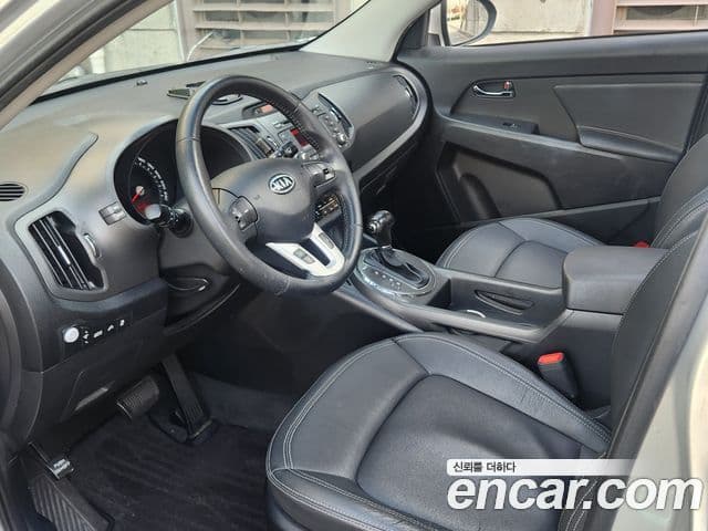 Kia Sportage R топовая версия, 2011 8