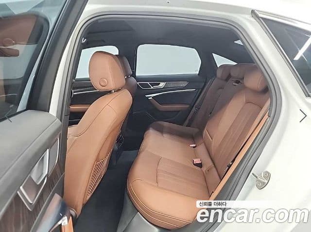 Audi A6 (C8) Premium, 2023 12