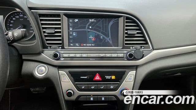 Hyundai Avante AD 1.6 GDI Value Plus, 2018 17