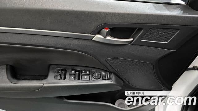 Hyundai Avante AD 1.6 GDI Value Plus, 2018 18