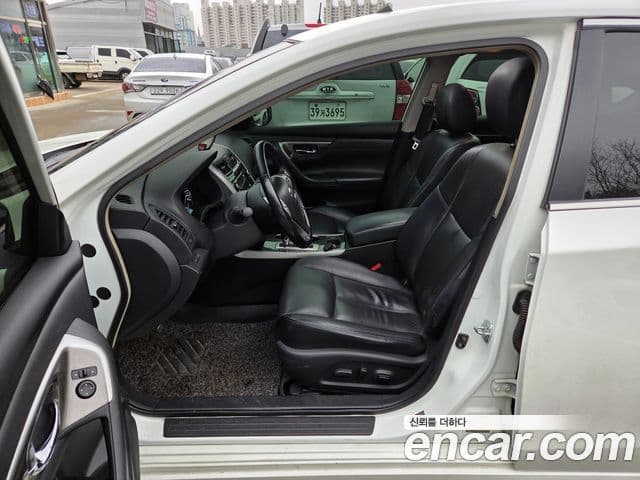 Nissan 알티마 L33, 2013 8