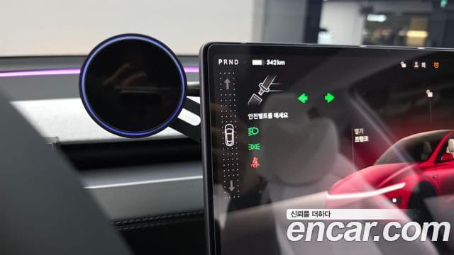 Tesla модель Y, 2025 9