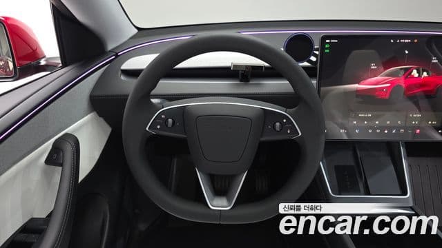 Tesla модель Y, 2025 13