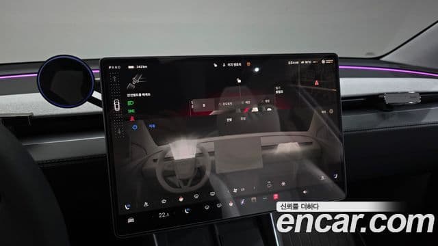 Tesla модель Y, 2025 16