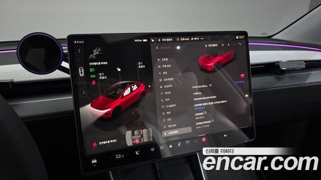 Tesla модель Y, 2025 17