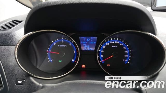 Hyundai Tucson ix Luxury, 2011 8