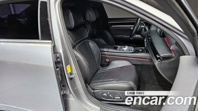 Genesis G90 (RS4) бензин 3.5 турбо AWD, 2022 12