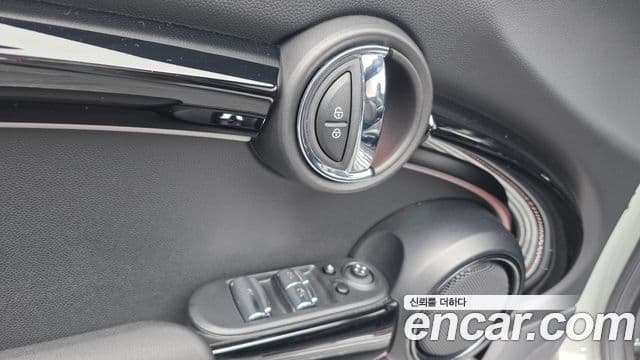 Mini Cooper S кабриолет 3세대, 2022 18