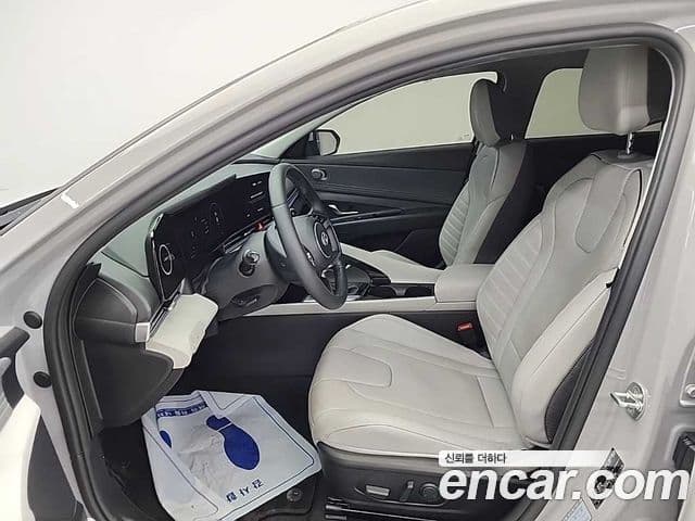 Hyundai Avante (CN7) Inspiration, 2021 11