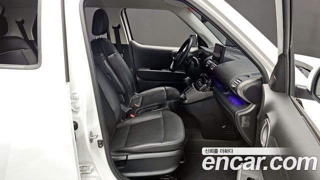 Hyundai Casper Inspiration, 2022 11