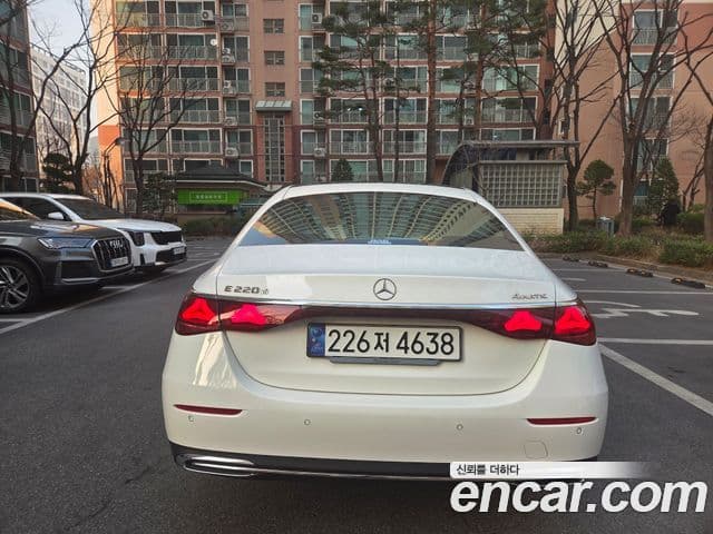 Mercedes-Benz E-класс W214 Exclusive, 2024 4