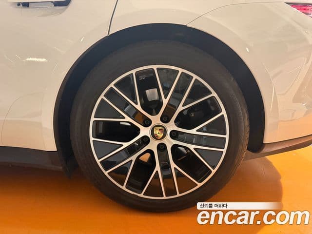 Porsche 타이칸 базовый, 2023 7