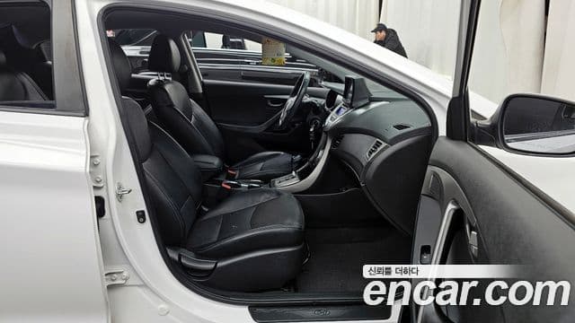 Hyundai Avante MD Luxury, 2012 11