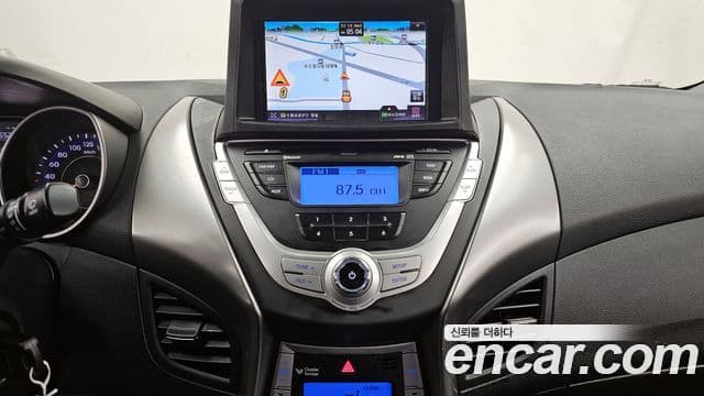 Hyundai Avante MD Luxury, 2012 14