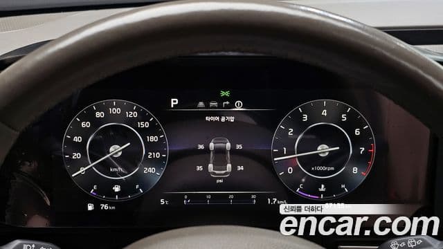 Kia Carnival 4세대 Signature, 2021 8