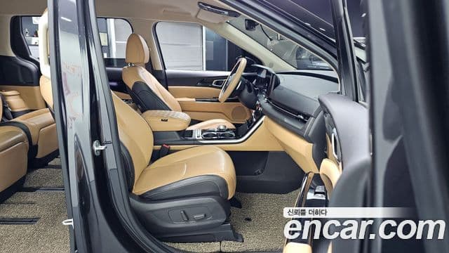 Kia Carnival 4세대 Signature, 2021 11