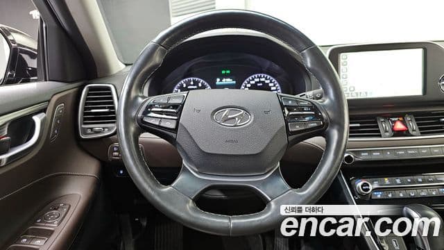 Hyundai Grandeur IG Exclusive, 2019 13