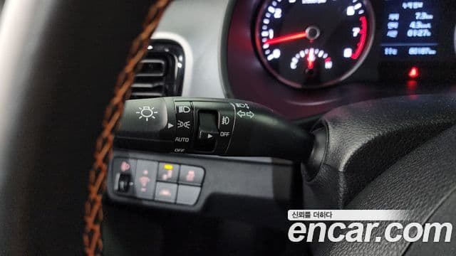 Kia Stonic Prestige, 2019 17