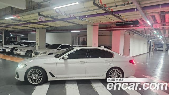 BMW 5시리즈 (G30) 520i M Sport, 2022 3