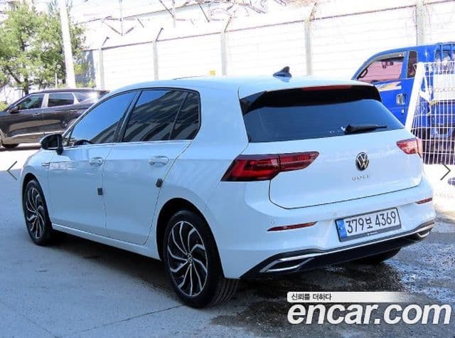 Volkswagen Гольф 8세대 Prestige, 2024 3