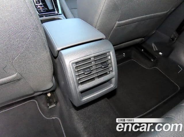 Volkswagen Гольф 8세대 Prestige, 2024 17