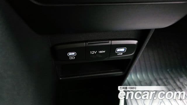 Hyundai Staria Modern, 2025 16