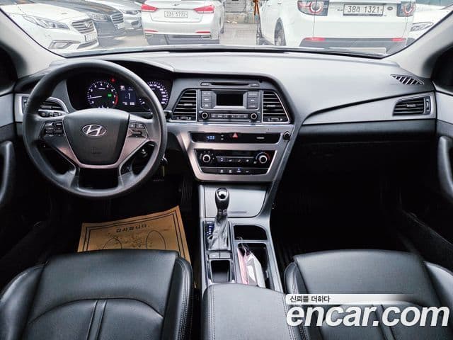Hyundai LF Sonata Style, 2017 11