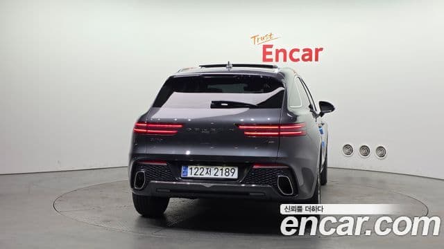 Genesis GV70, 2021 4