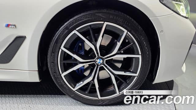 BMW 5시리즈 (G30) 530i M Sport, 2022 все фото